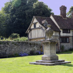 IGTHAM HOUSE